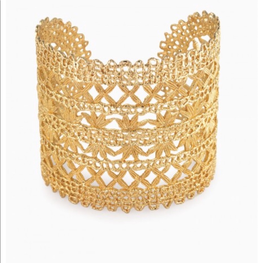 STELLA & DOT Alila Lace Cuff